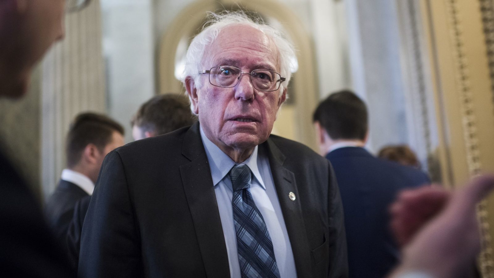 bernie-gives-campaign-contributions