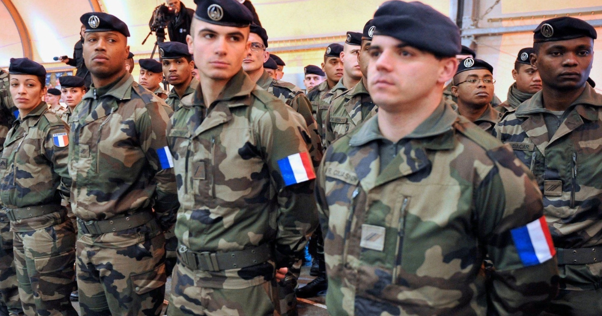 french send troops 001