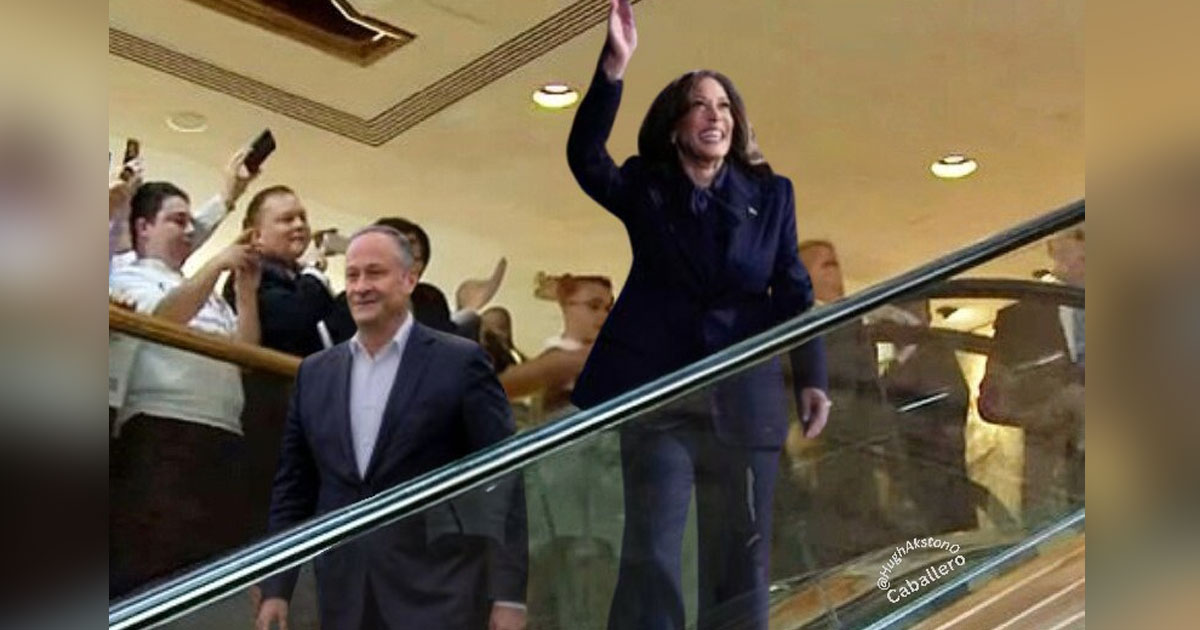 Kamala Harris, in a completely original move, descends escalator to