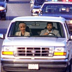 ilhan-omar-fleeing